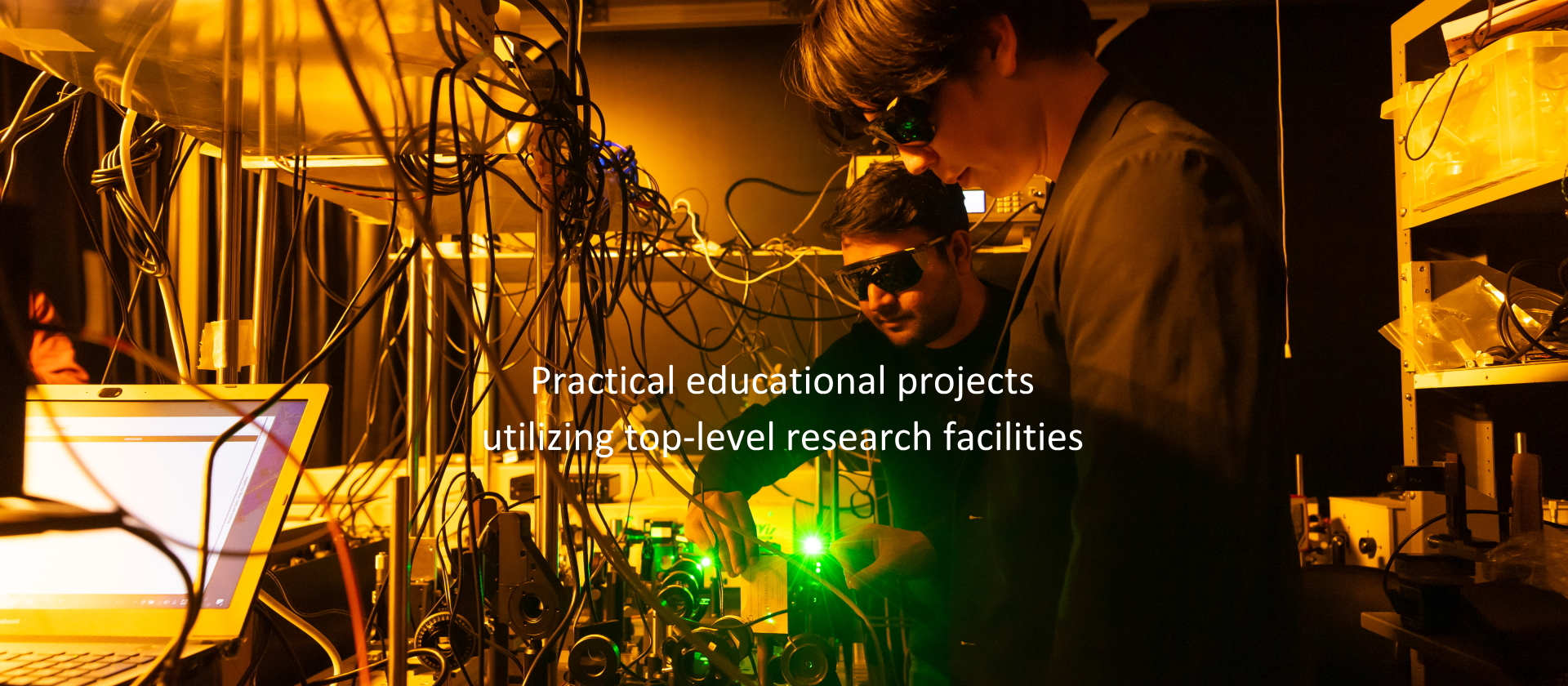 Practical educational projects utilizing top-level research facilities